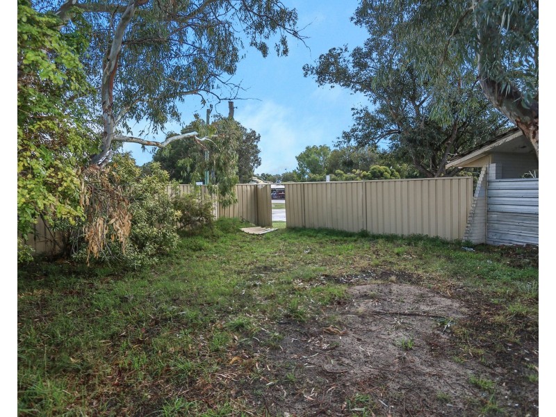1 Nullagine Way, Gosnells WA 6110