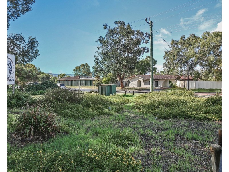 1 Nullagine Way, Gosnells WA 6110
