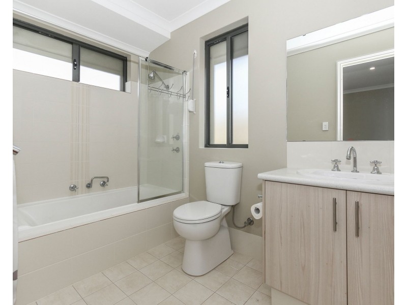 22 Malo Link, Forrestfield WA 6058