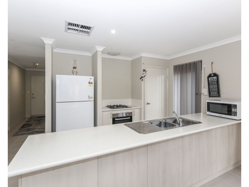 22 Malo Link, Forrestfield WA 6058