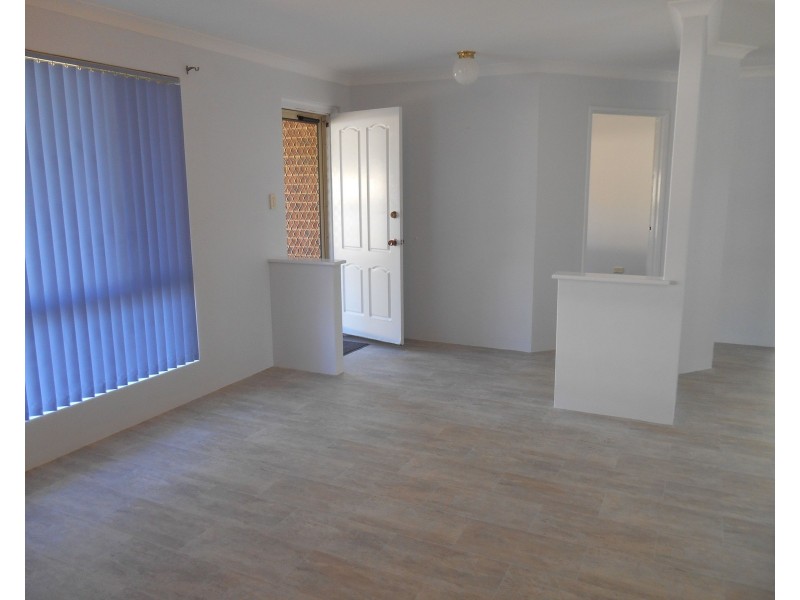 13 Community Drive, Camillo WA 6111