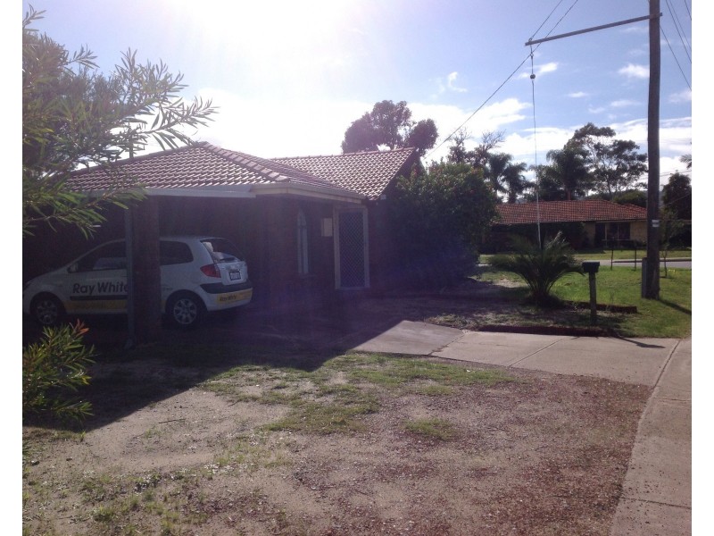 38 Ravenscroft Way, Kelmscott WA 6111