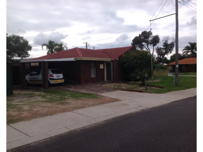 38 Ravenscroft Way, Kelmscott WA 6111