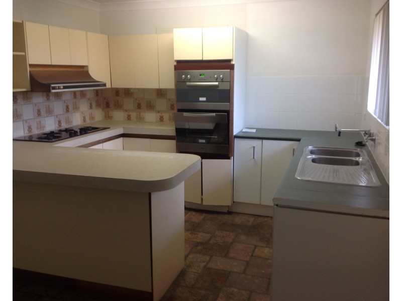 38 Ravenscroft Way, Kelmscott WA 6111