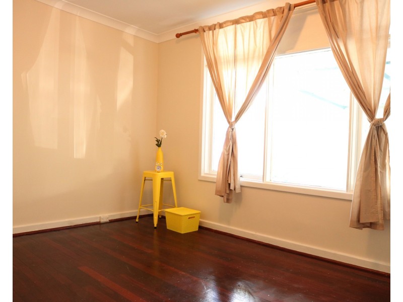 26 Rex Street, Gosnells WA 6110