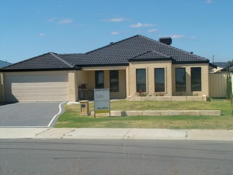 15 Edinburgh Road, Seville Grove WA 6112