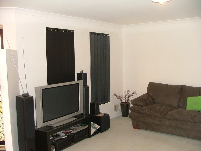 15 Edinburgh Road, Seville Grove WA 6112