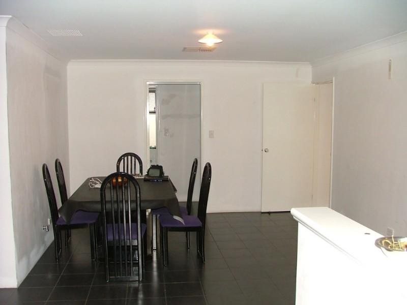 15 Edinburgh Road, Seville Grove WA 6112