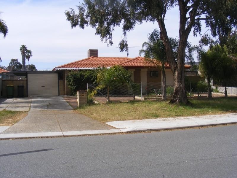 8 Radiata Street, Maddington WA 6109