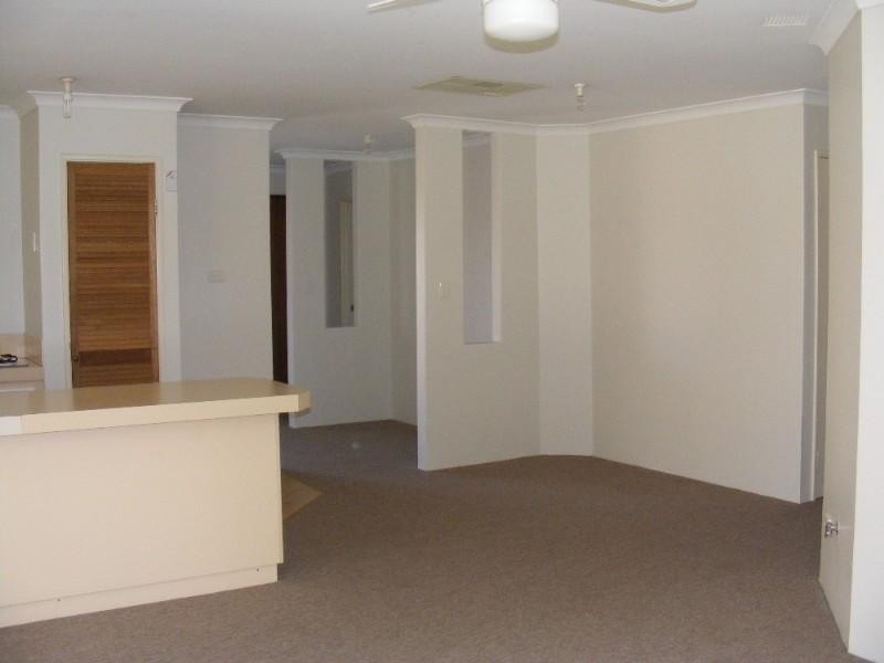 36 Ellamere Retreat, Maddington WA 6109