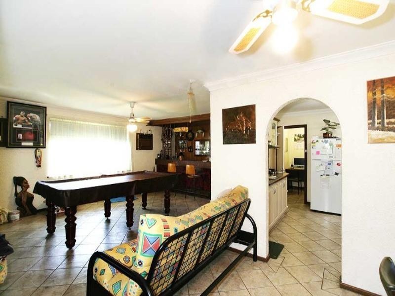 15 Yule Street, Maddington WA 6109