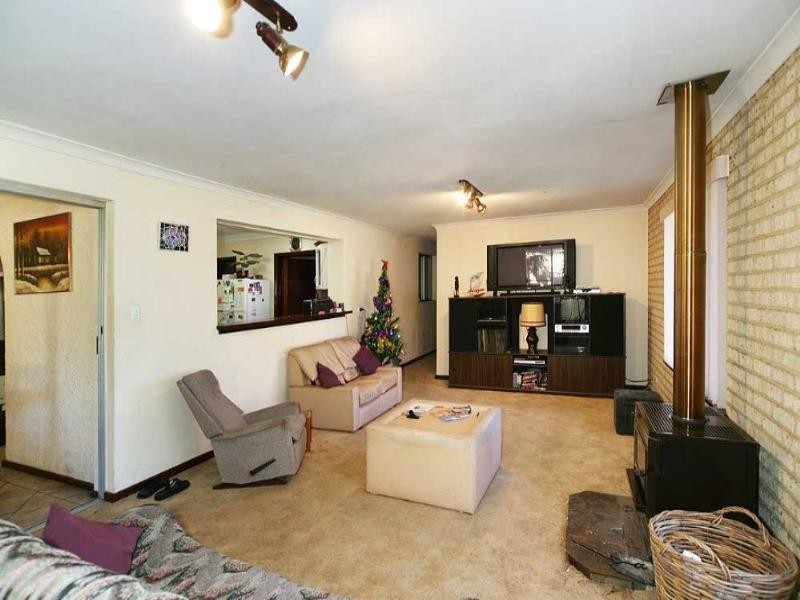 15 Yule Street, Maddington WA 6109