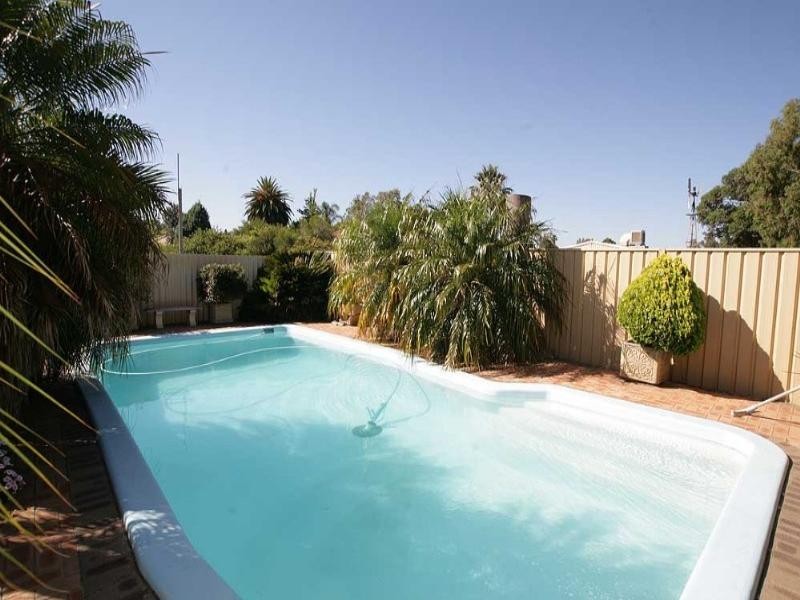 15 Yule Street, Maddington WA 6109