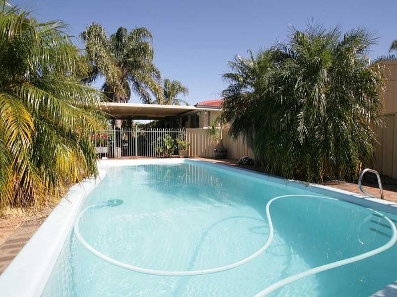 15 Yule Street, Maddington WA 6109