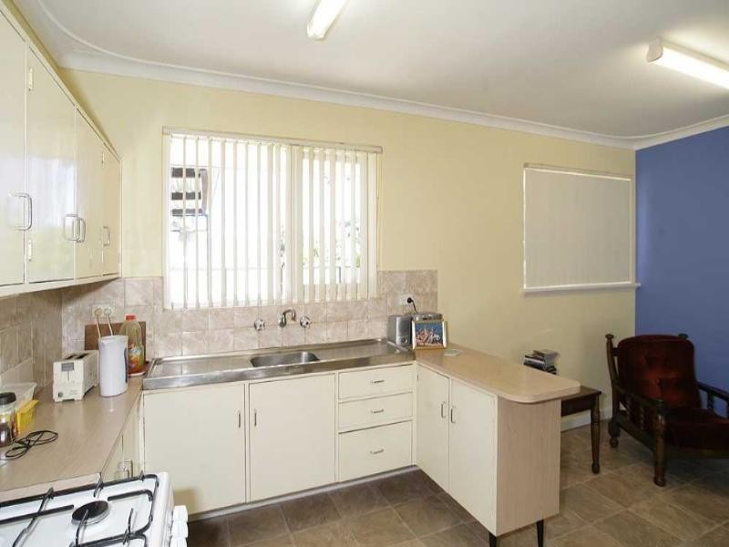 5 Birch Street, Maddington WA 6109