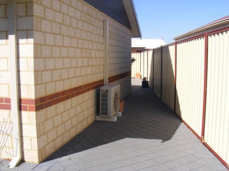 9/25 Apley Street, Maddington WA 6109