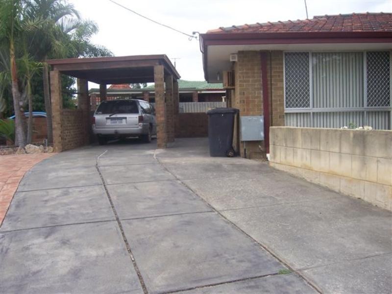 2 Coachwood Way, Maddington WA 6109