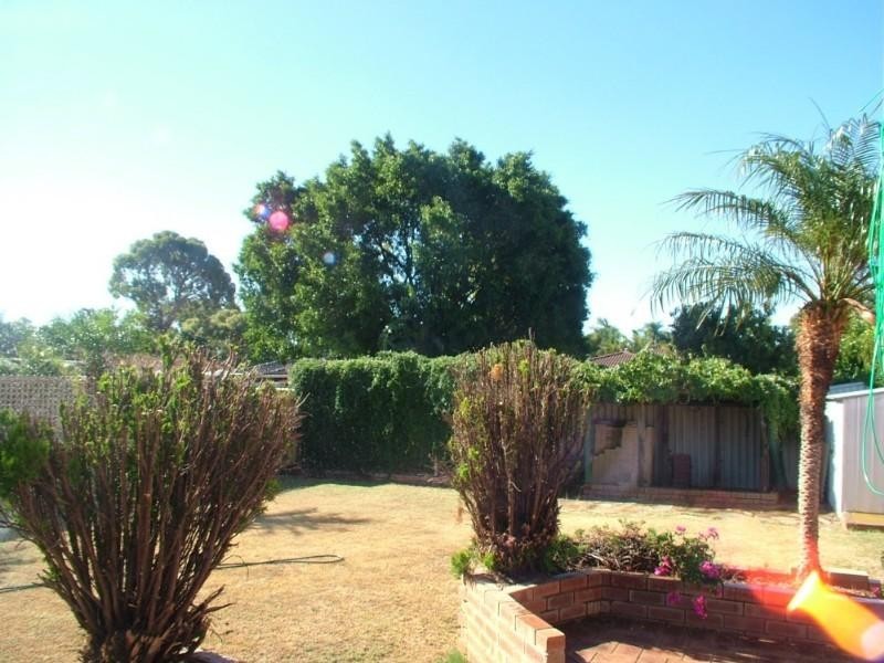 14 Mimy Court, Gosnells WA 6110