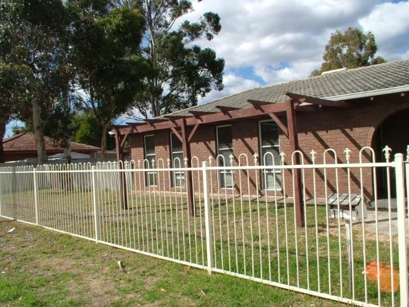 25 Carabeen Street, Maddington WA 6109