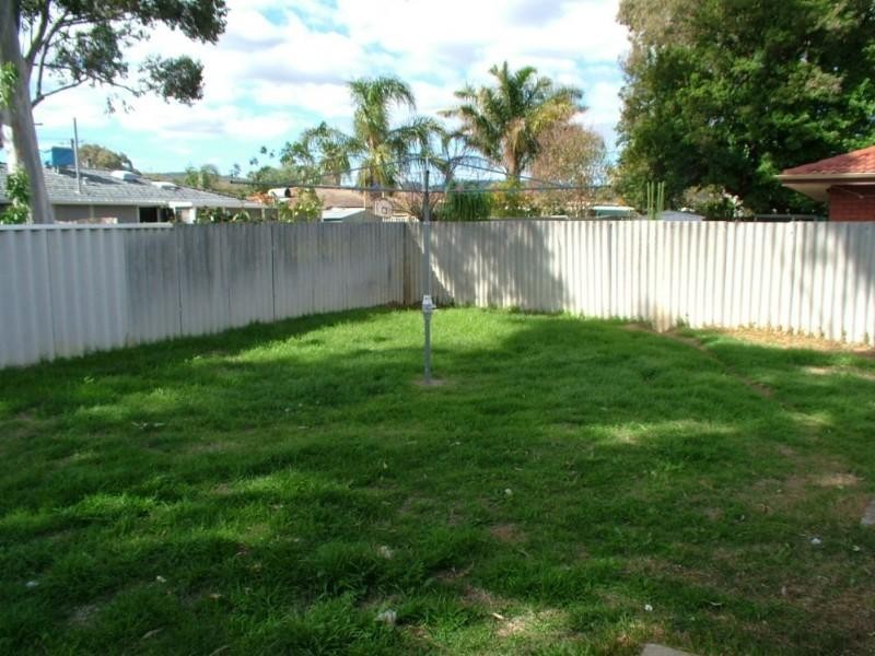 25 Carabeen Street, Maddington WA 6109