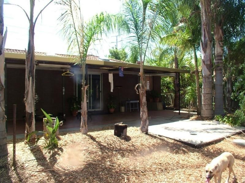 28 Harris Street, Beckenham WA 6107