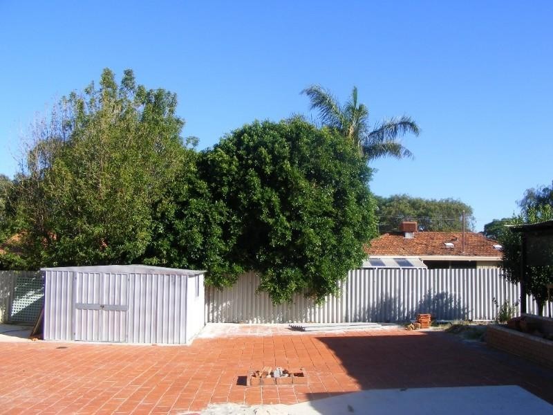 7 Davies Court, Gosnells WA 6110