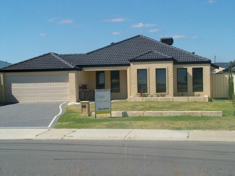 15 Edinburgh Road, Seville Grove WA 6112