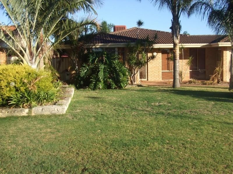 4 Cheyne Close, Thornlie WA 6108