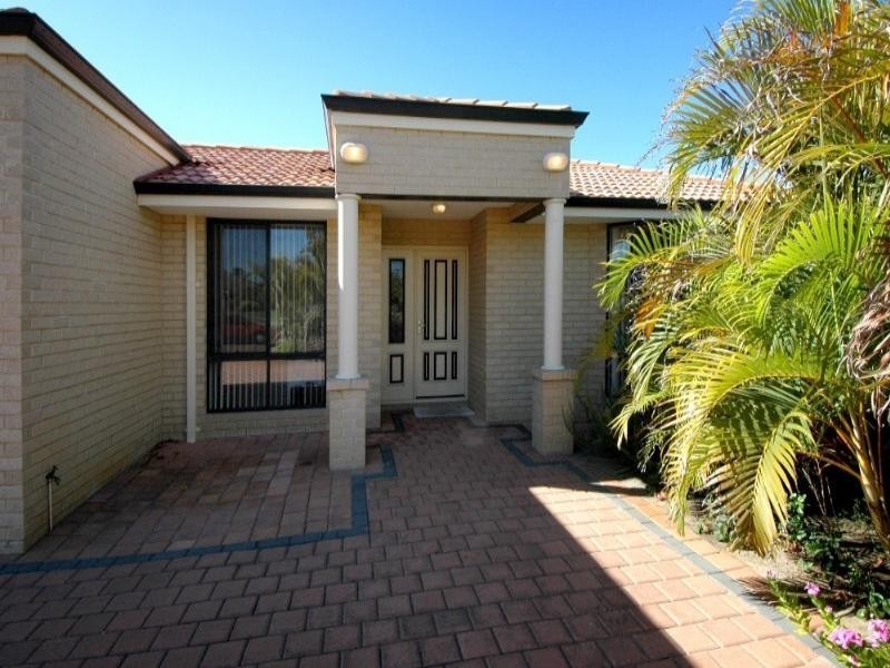 218 Warton Road, Huntingdale WA 6110