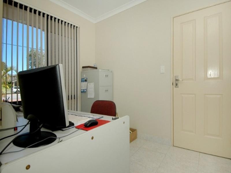 218 Warton Road, Huntingdale WA 6110