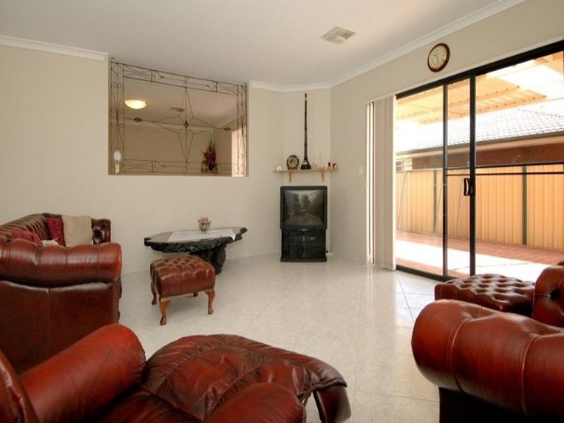 218 Warton Road, Huntingdale WA 6110