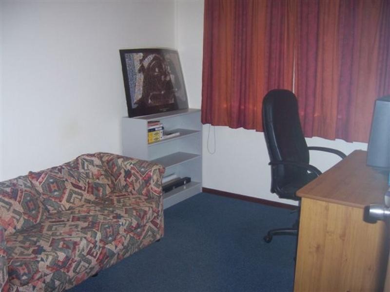 9 Roderick Close, Gosnells WA 6110