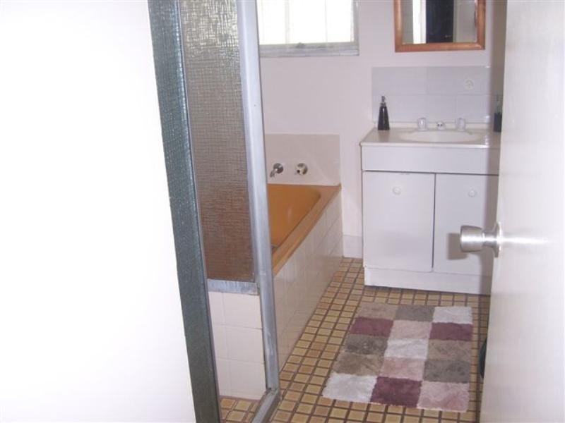 9 Roderick Close, Gosnells WA 6110