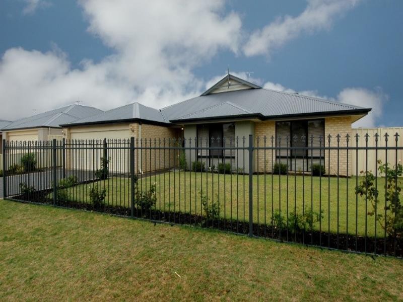 60 Warrida Way, Maddington WA 6109
