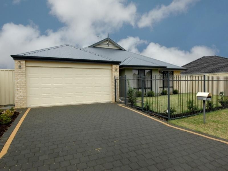 60 Warrida Way, Maddington WA 6109
