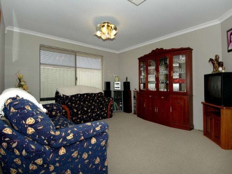 60 Warrida Way, Maddington WA 6109