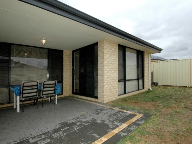 60 Warrida Way, Maddington WA 6109