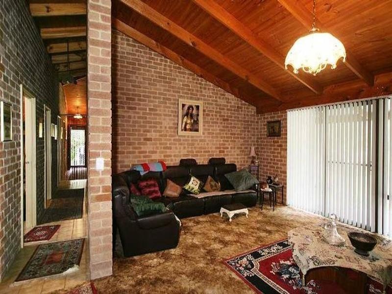 9 Pitt Road, Martin WA 6110