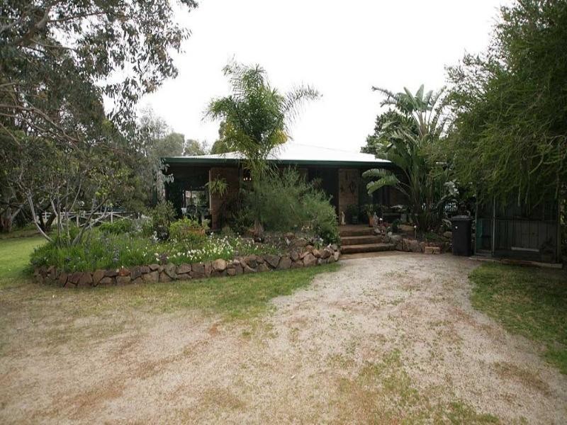 9 Pitt Road, Martin WA 6110