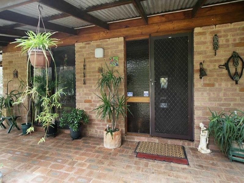 9 Pitt Road, Martin WA 6110
