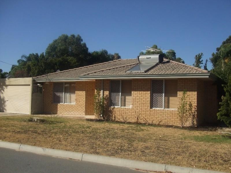 27 Digby Street, Gosnells WA 6110