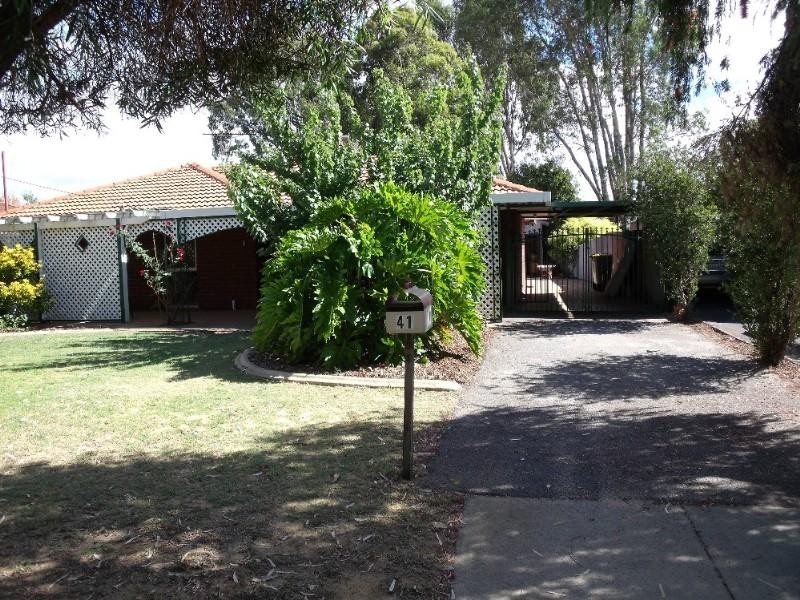 41 Delbridge Drive, Kenwick WA 6107
