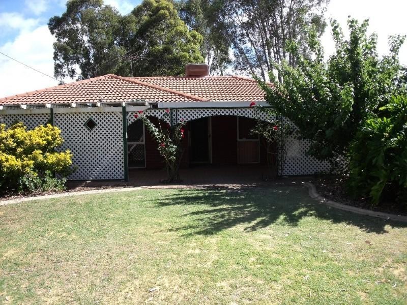 41 Delbridge Drive, Kenwick WA 6107