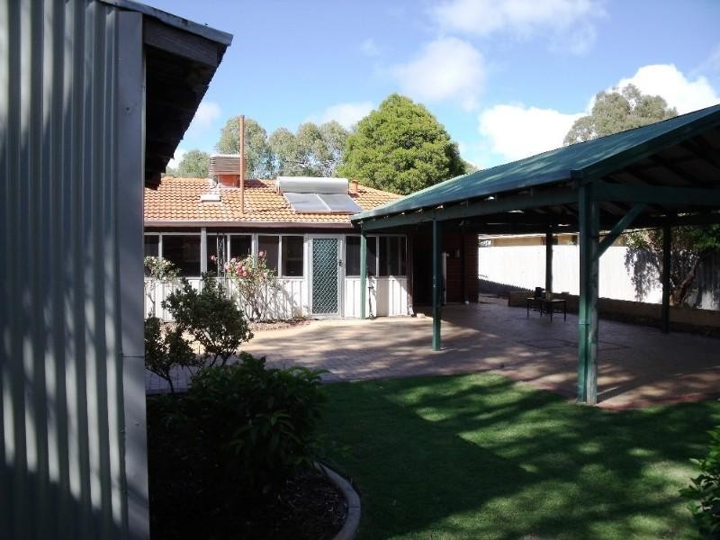 41 Delbridge Drive, Kenwick WA 6107