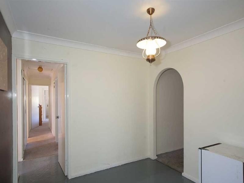 11 Wooramel Crescent, Gosnells WA 6110