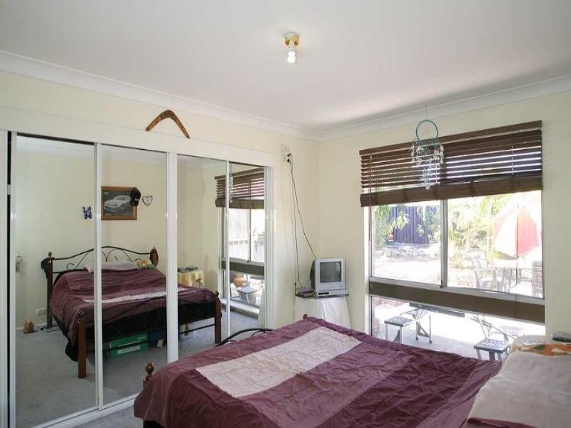 11 Wooramel Crescent, Gosnells WA 6110