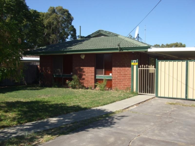 417 Bickley Road, Kenwick WA 6107