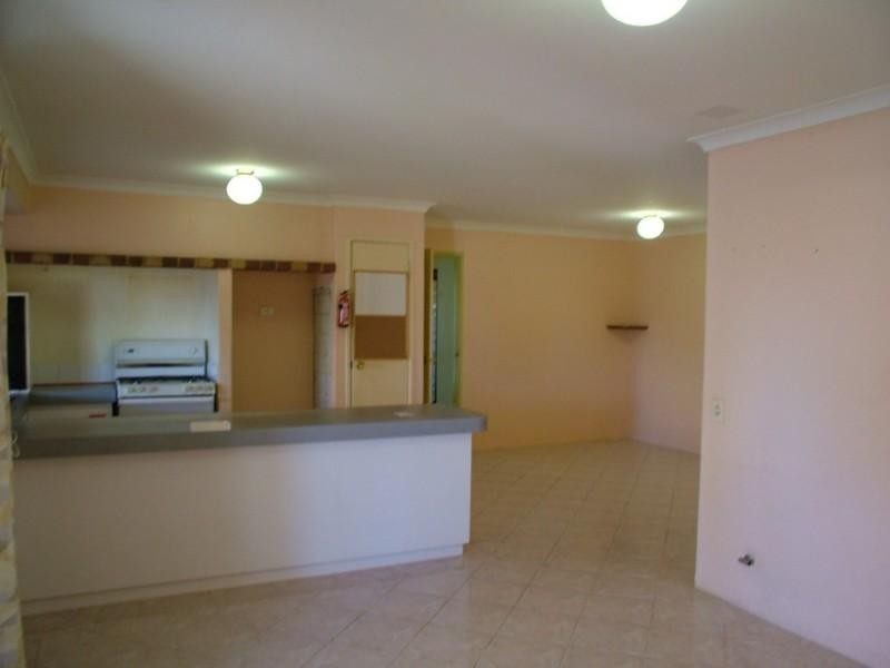 5 Mariana Close, Maddington WA 6109