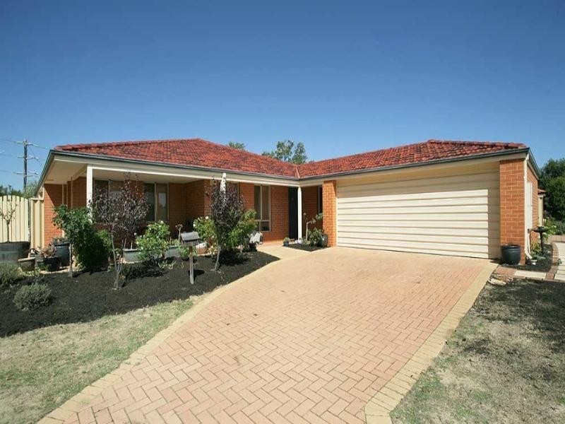 24 Lansdowne Entrance, Canning Vale WA 6155