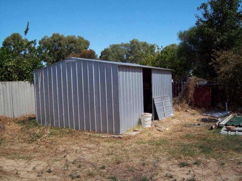 19 Conifer Street, Maddington WA 6109